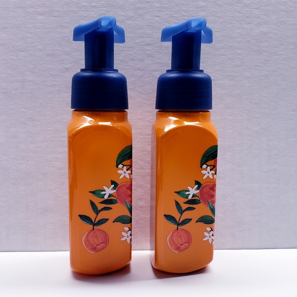 Bath & Body Works SWEET ORANGE BLOSSOM Gentle & Clean Foaming Hand Soap (2 pack) - Picture 2 of 3